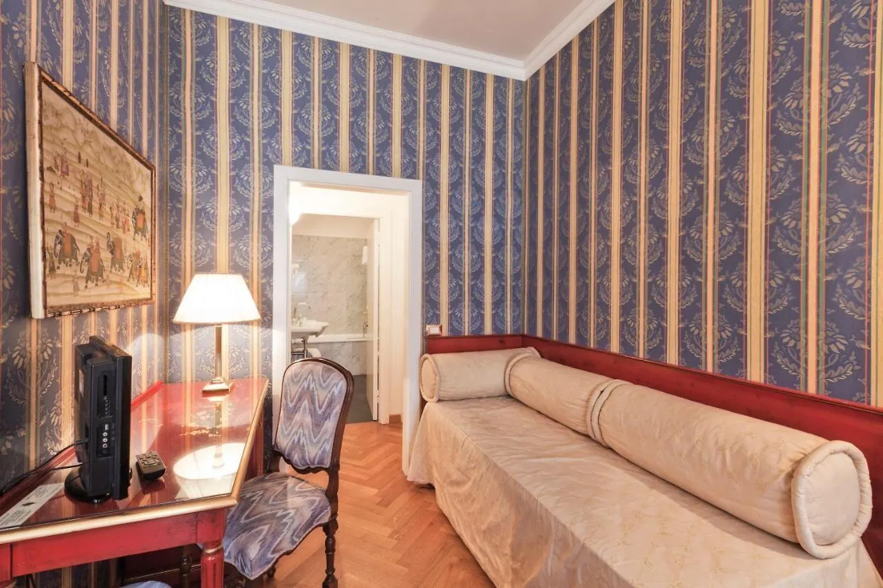 Palazzo Cendon Piano Antico Otel Venedik İtalya
